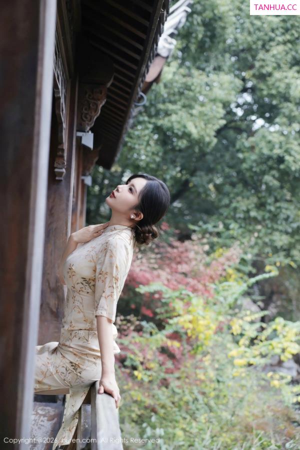   [XiuRen]高清写真图 2026.01.09 No.11214 小肉肉咪 黄色蕾丝内衣第30张图片
